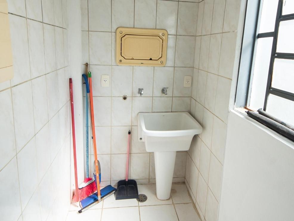 Apto Com Estacionamento, Piscina E Churrasqueira Bragança Paulista Exteriör bild